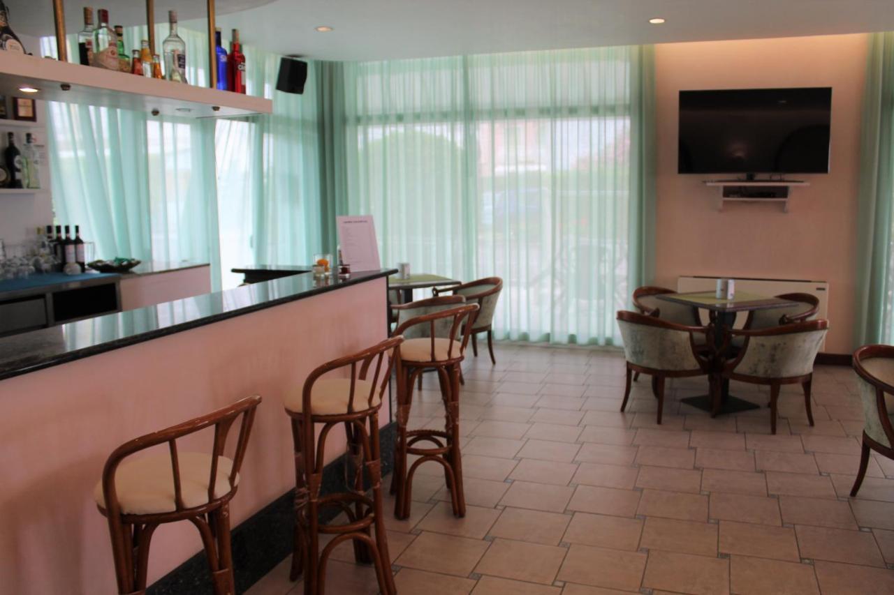 Hotel Palme Park & Beach Included Lido di Jesolo Kültér fotó