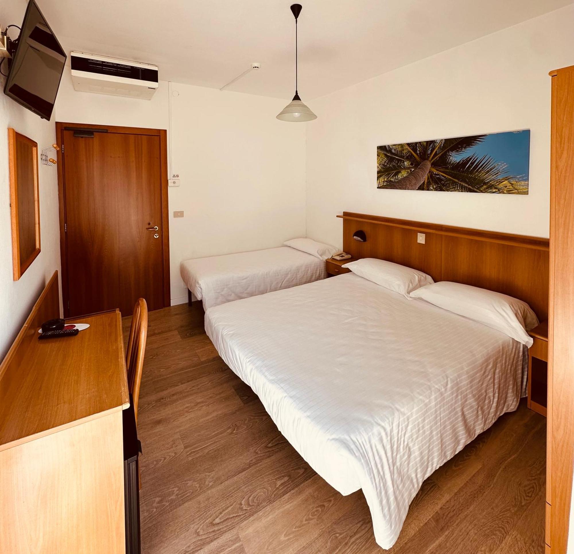 Hotel Palme Park & Beach Included Lido di Jesolo Kültér fotó